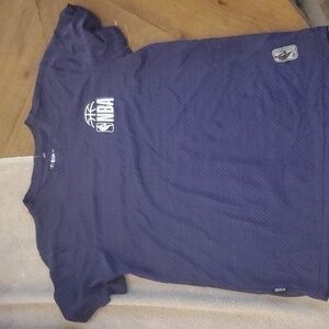 🐻 NBA shirt Size M (10/12)